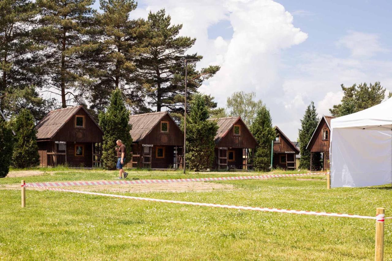 Hotel Cejch - Rekreacni Areal S Restauraci Kněžmost Zewnętrze zdjęcie